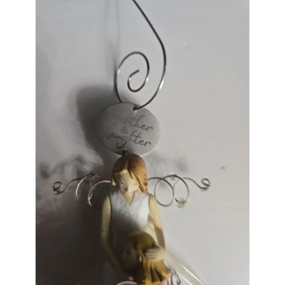 2008 Hallmark Ornament ~ Down To Earth‎ - Mother And Daughter QXG6481